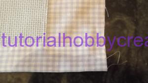 tutorial per realizzare una copertina in cotonina e tela aida (9)