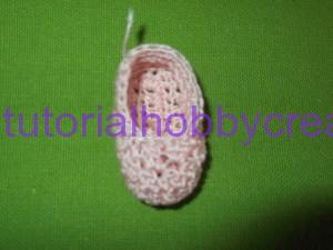 tutorial per realizzare delle mini scarpette da ballo per bomboniera (18)